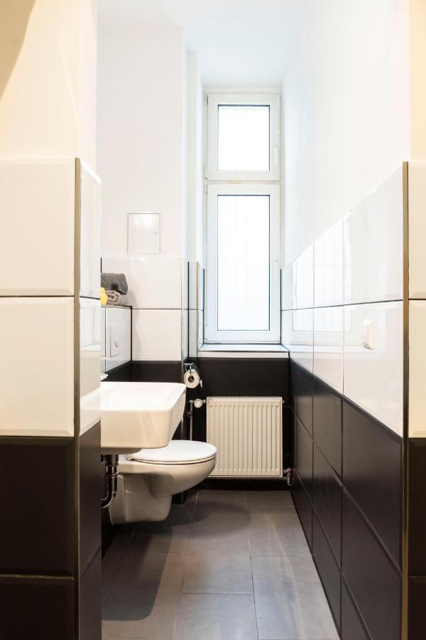Amazing Apartment 1Br For 7 @Mauerpark Pberg Berlin Ngoại thất bức ảnh