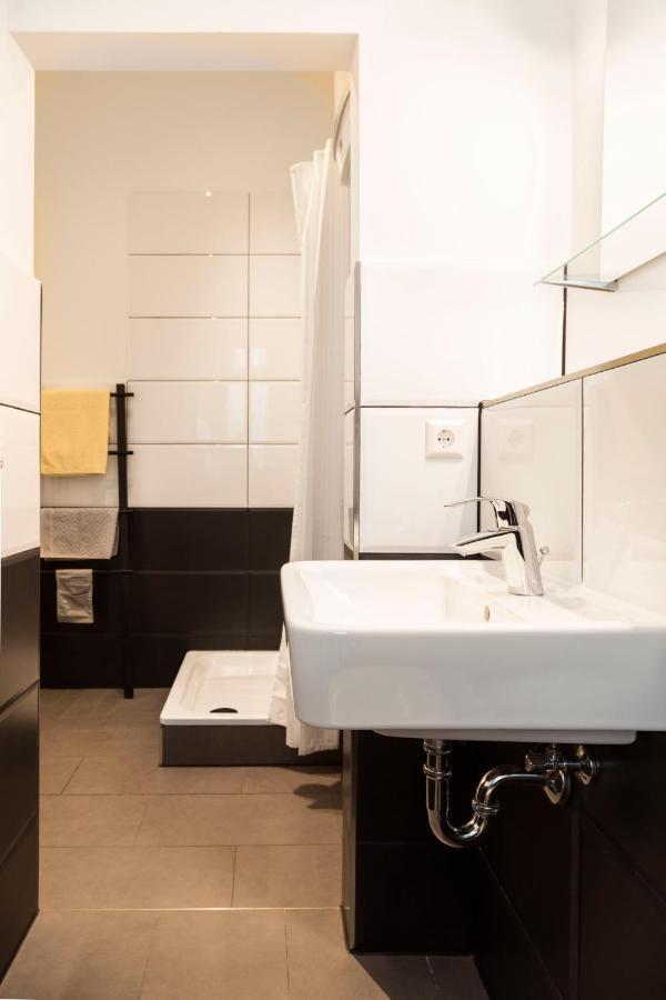 Amazing Apartment 1Br For 7 @Mauerpark Pberg Berlin Ngoại thất bức ảnh